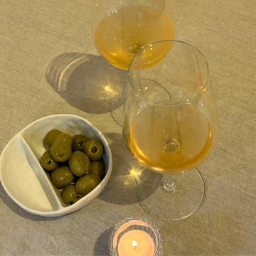 The New Drinking Ritual: What Is Bookending?