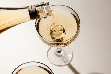 Building Flavours with Fermentation: Crafting a Wine Proxy using a Kombucha fermentation